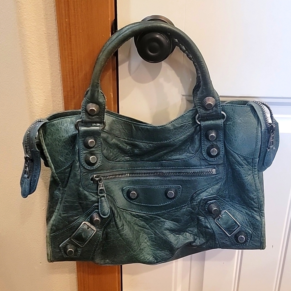 Balenciaga "Neo Cagole City" handle bag lambskin leather